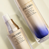 Gesichtspflege Shiseido Vital Perfection LiftDefine Radiance Serum 40ml kaufen