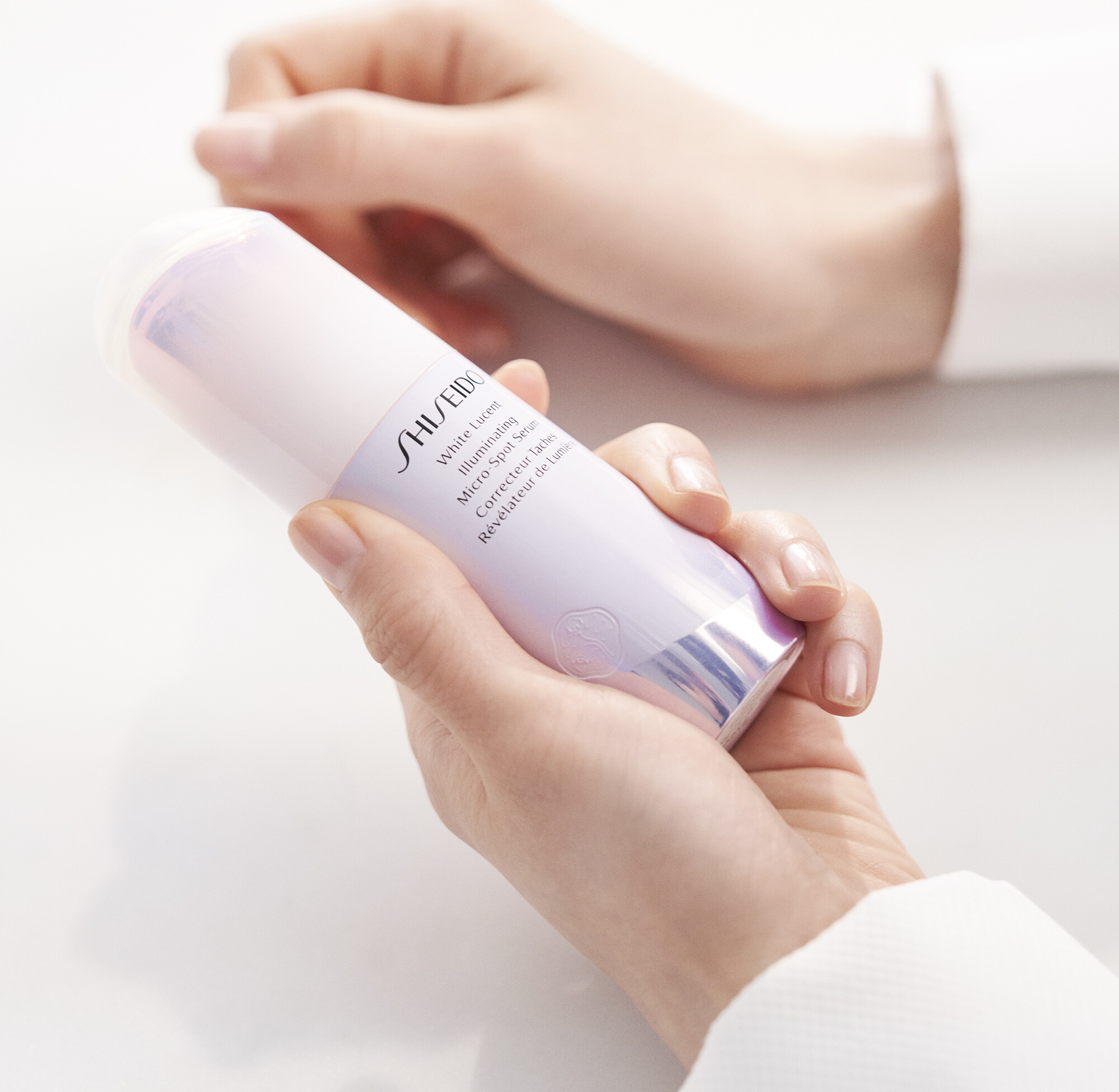 Shiseido Shiseido White Lucent Illuminating Micro-Spot Serum 50ml kaufen