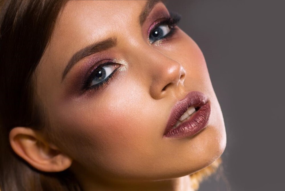 tages-make-up-abend-make-up-in-wenigen-schritten-tipps-thiemann