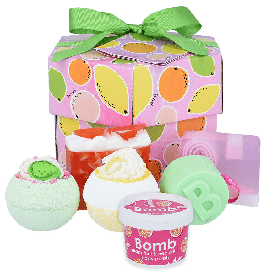 Bomb Cosmetics Fruit Basket Gift Pack Bomb Cosmetics Fruit Basket Gift Pack