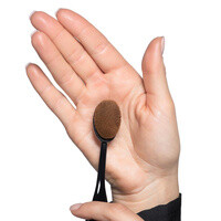 Pinsel und Zubhör Artdeco Medium Oval Brush Premium Quality bestellen